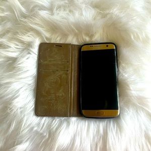 Samsung Galaxy S7 Edge 32GB platinum Gold cell phone